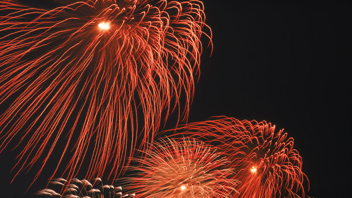 Fireworks, East River © Robert Floyd