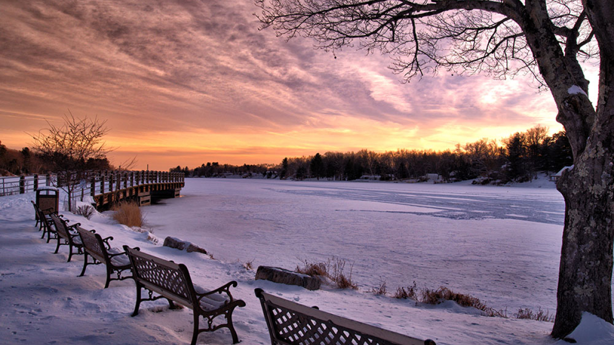 Sunrise at Congamond Lake © Jack Grimaldi