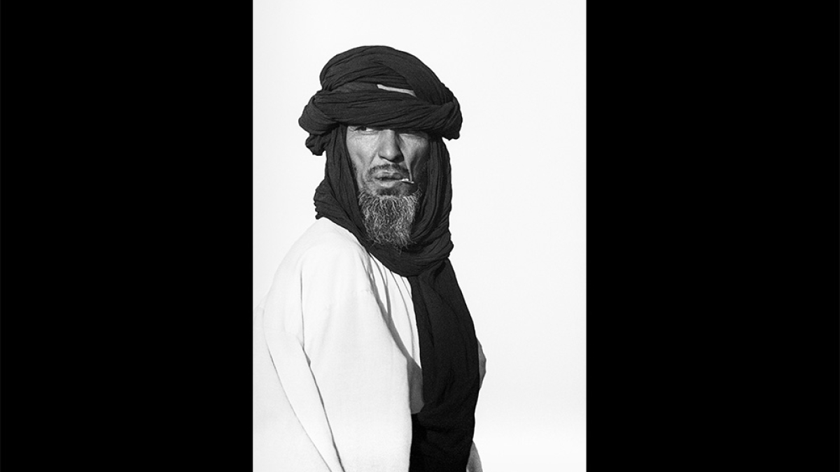 Traveler, Niger River, Mali © Stan Sherer