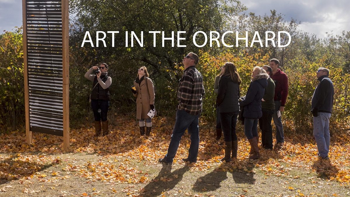 Art in the Orchard participants ©Robert Floyd, 2015