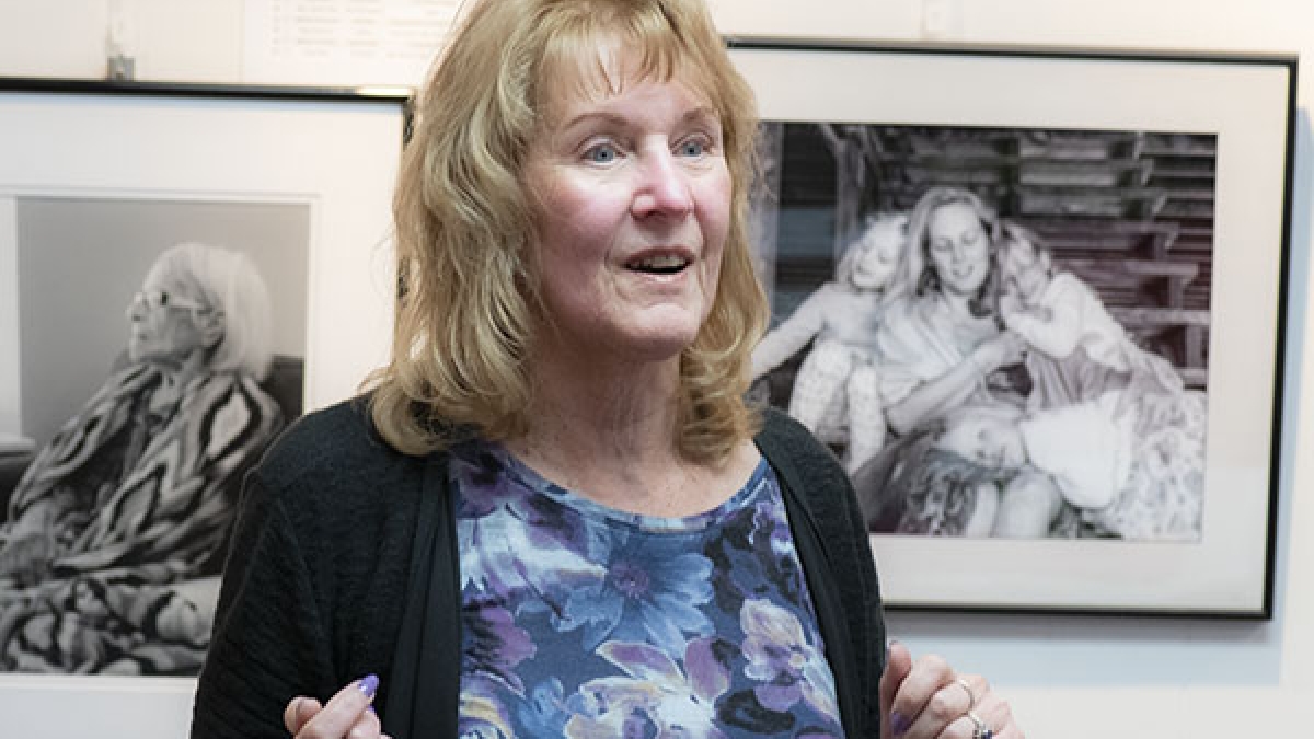 Barb Krawczyk shares her Artist Gallery Conversation ©Robert Floyd, 2019