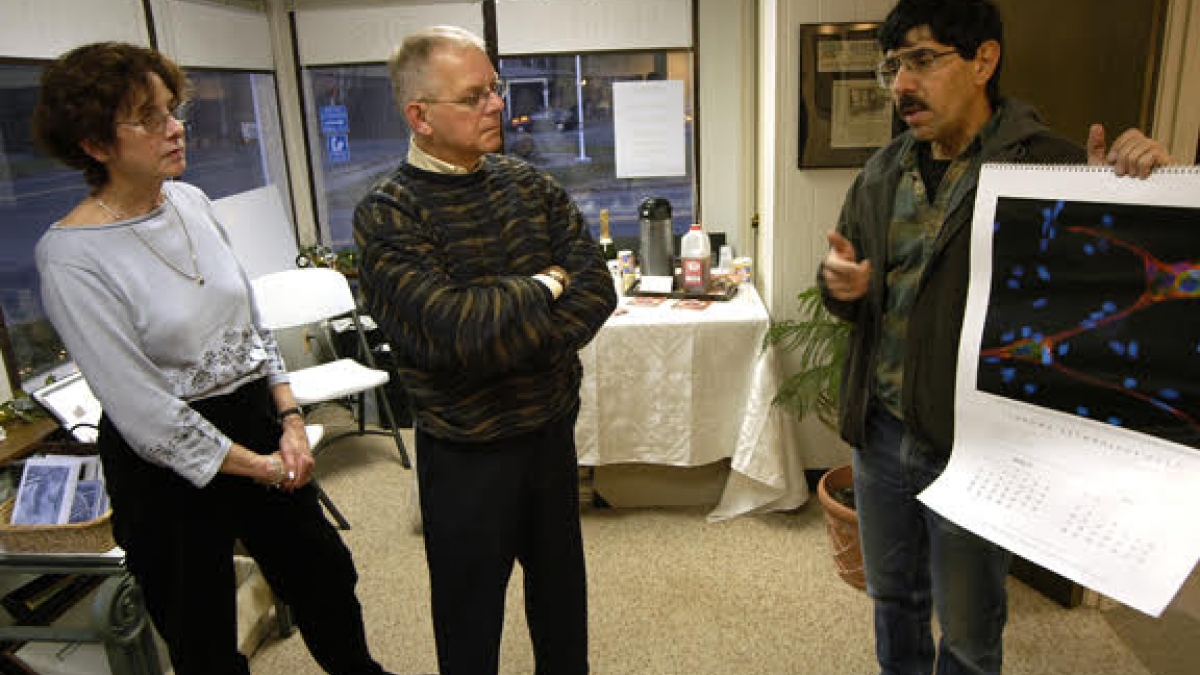 Ron Herman addresses Gallery Visitors.